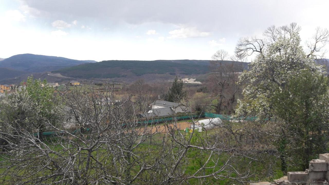 Вілла Casa Rural Albina Susane del Sil Екстер'єр фото